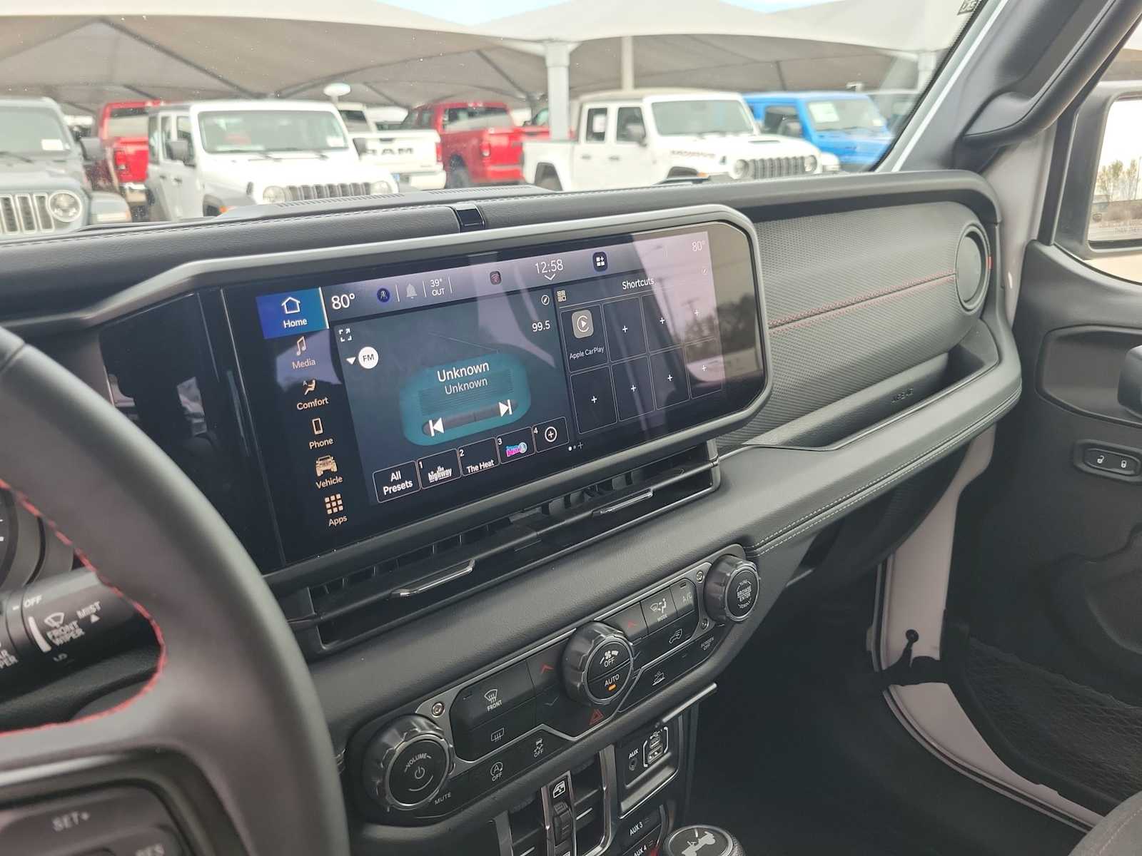 Thumbnail: 2024 Jeep Wrangler - 20