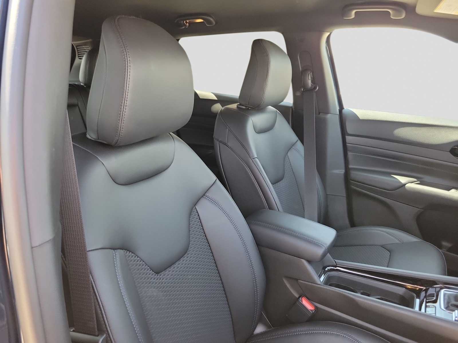 Thumbnail: 2026 Jeep Compass - 18