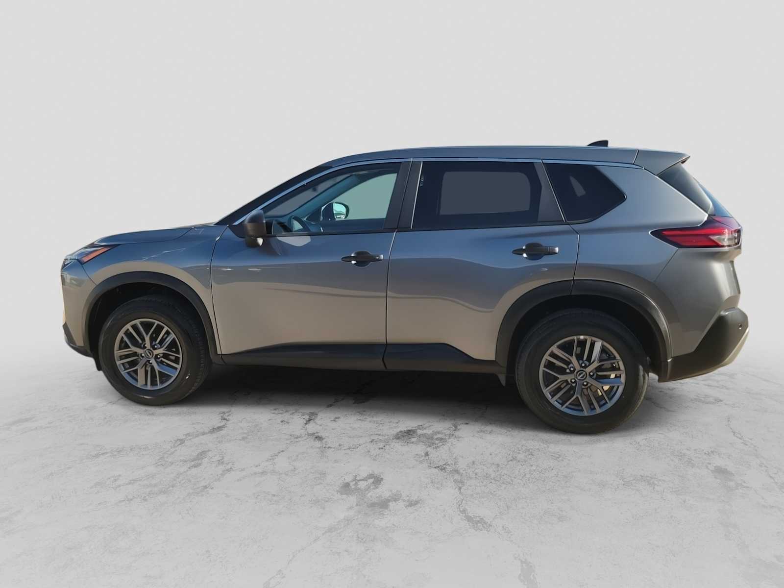 Thumbnail: 2023 Nissan Rogue - 5