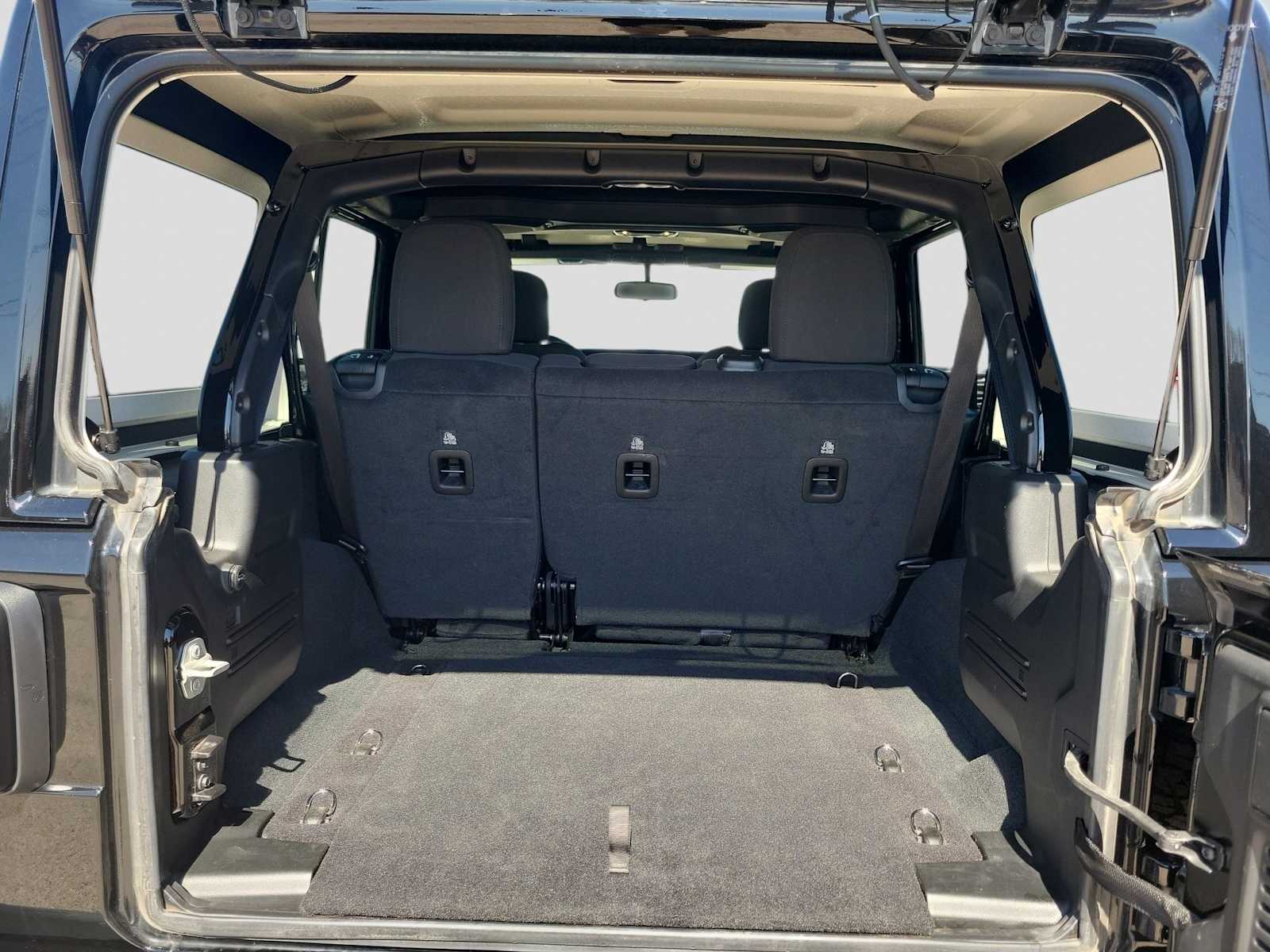 Thumbnail: 2023 Jeep Wrangler - 15