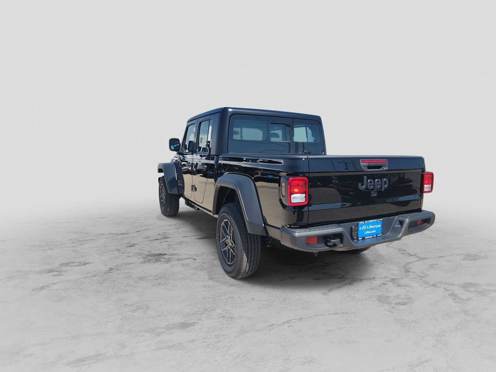 Thumbnail: 2026 Jeep Gladiator - 6