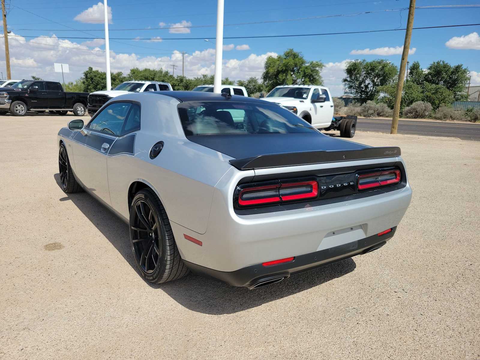 Thumbnail: 2023 Dodge Challenger - 4