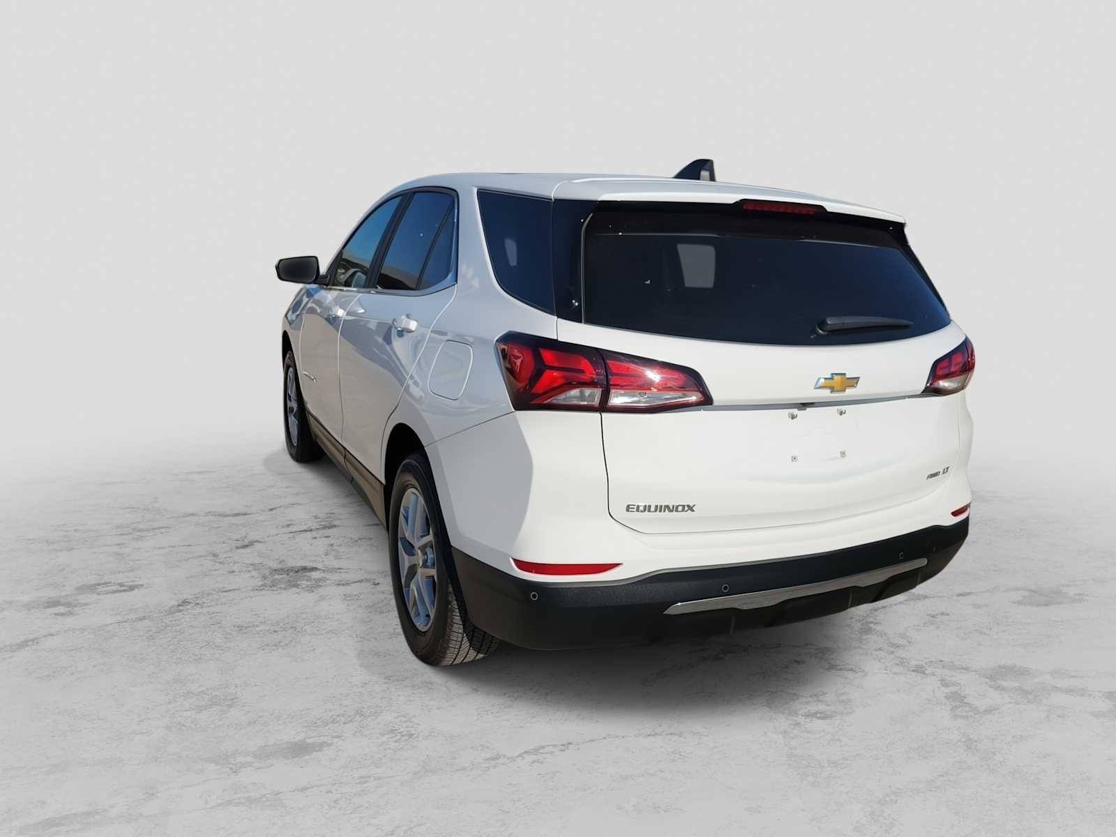 Thumbnail: 2024 Chevrolet Equinox - 4