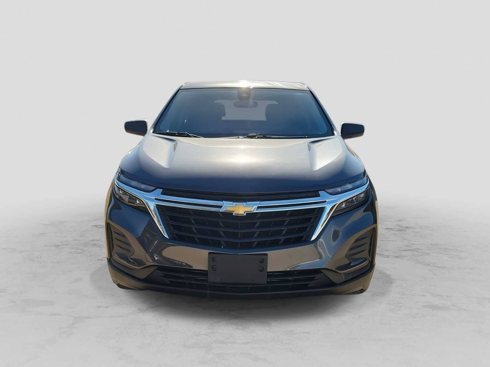 Thumbnail: 2022 Chevrolet Equinox - 3