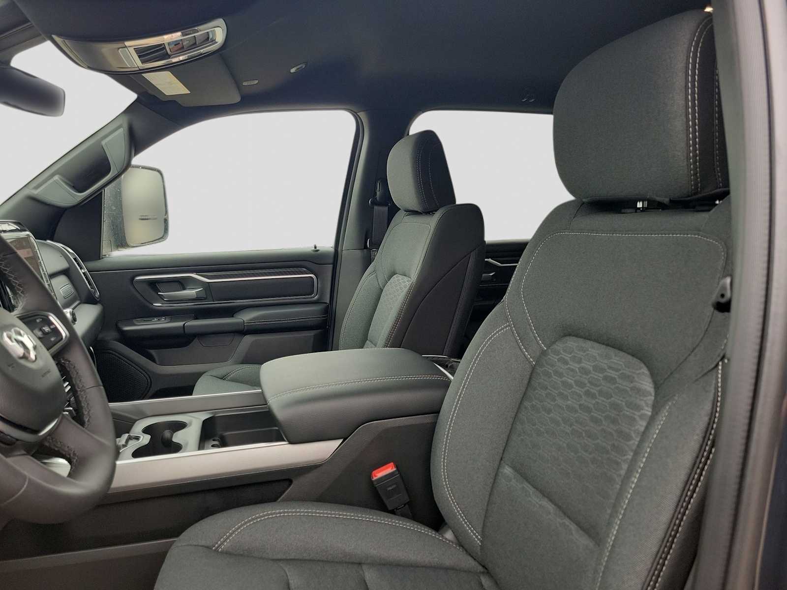 Thumbnail: 2026 RAM 1500 - 15