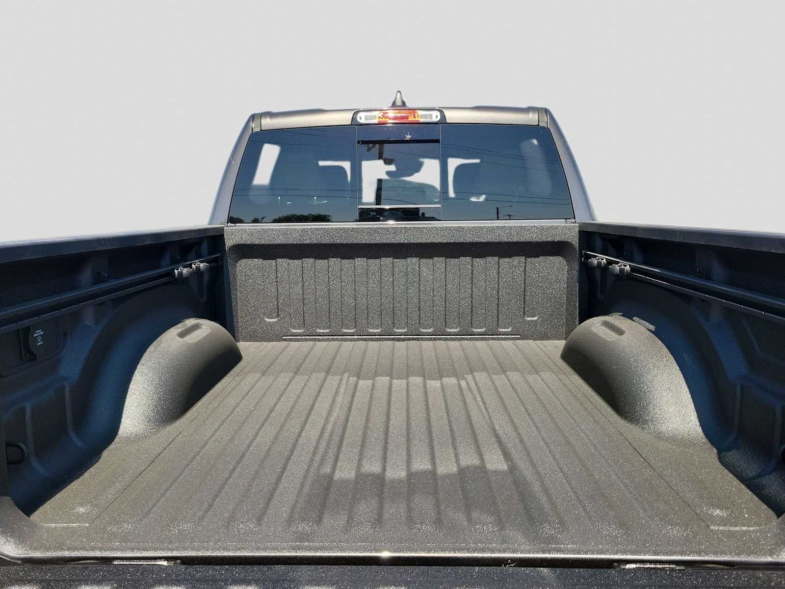 Thumbnail: 2026 RAM 1500 - 27