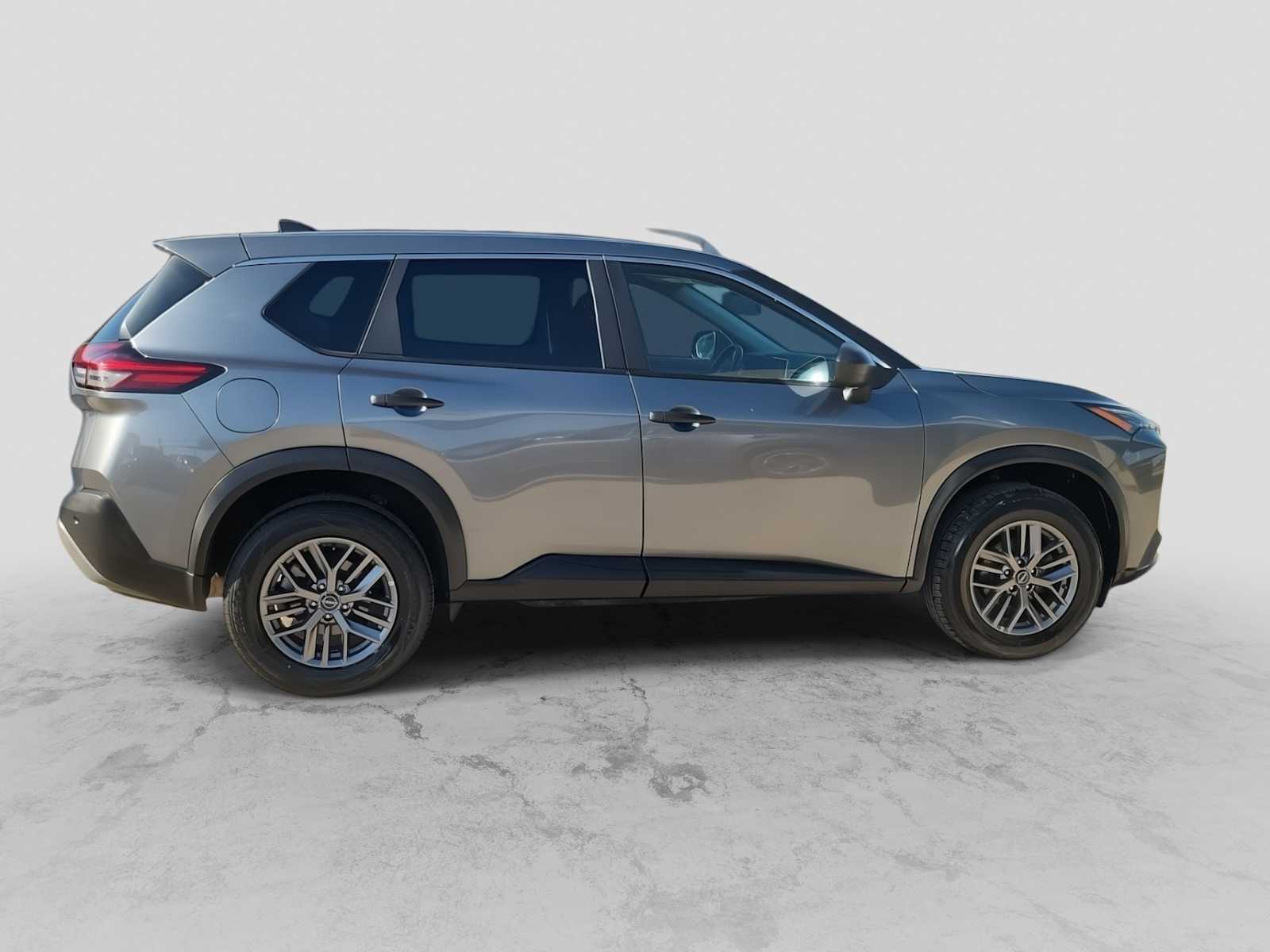 Thumbnail: 2023 Nissan Rogue - 9