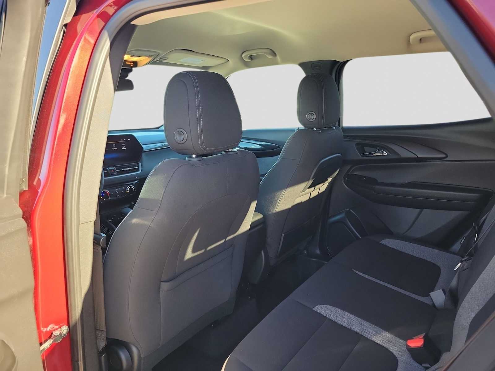 Thumbnail: 2025 Chevrolet TrailBlazer - 12