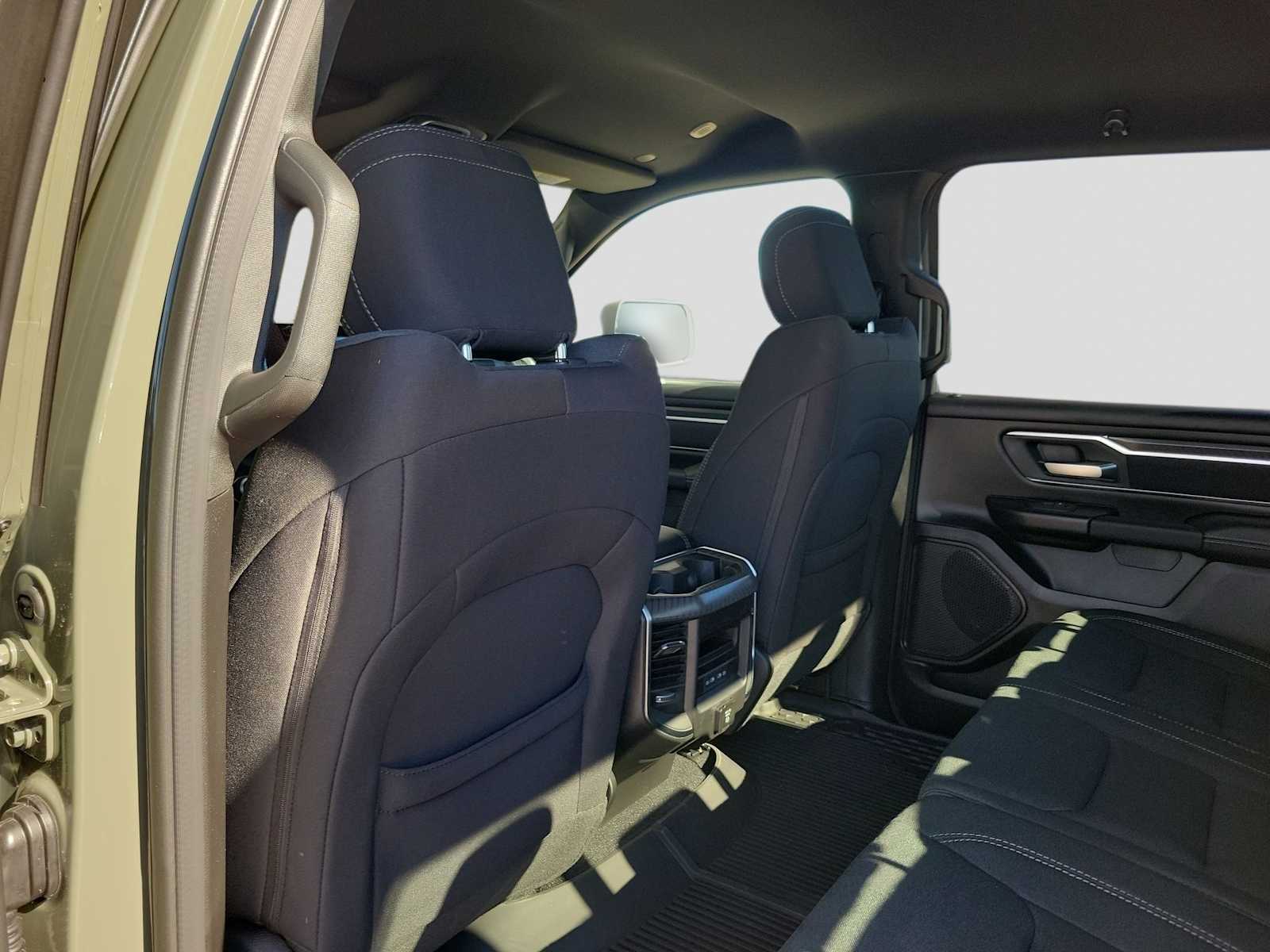 Thumbnail: 2026 RAM 1500 - 8