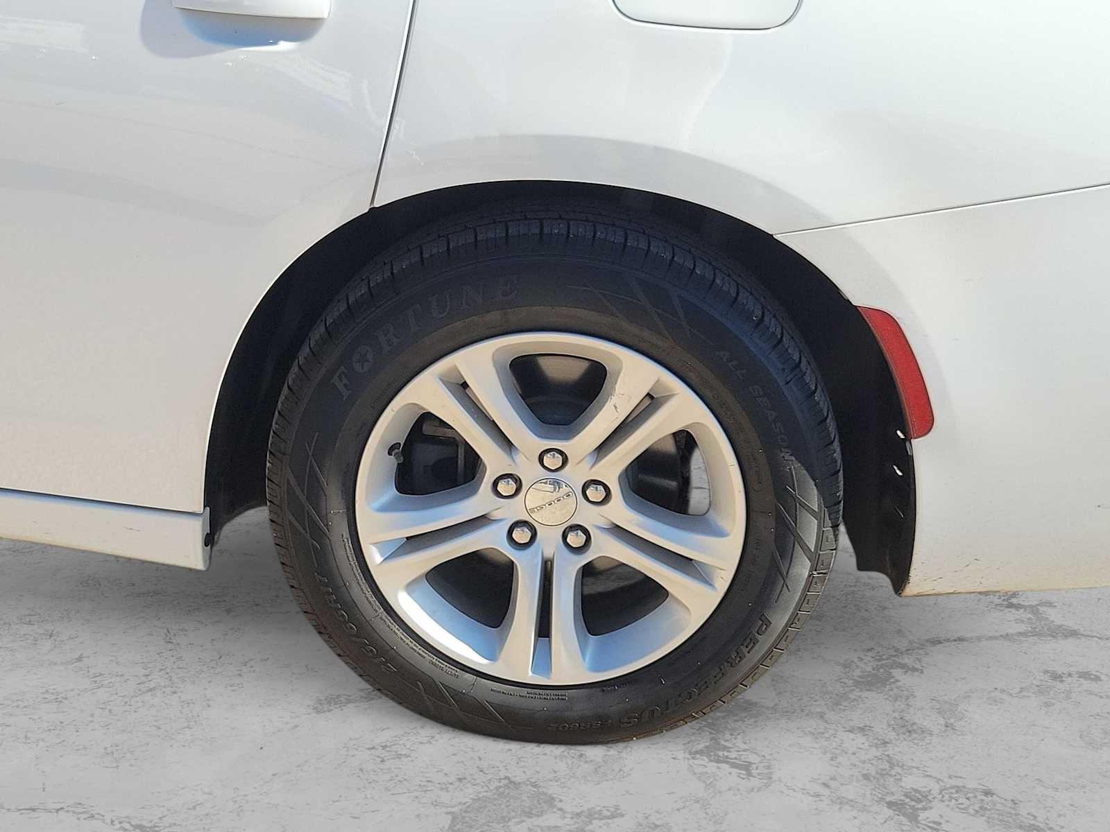 Thumbnail: 2019 Dodge Charger - 8