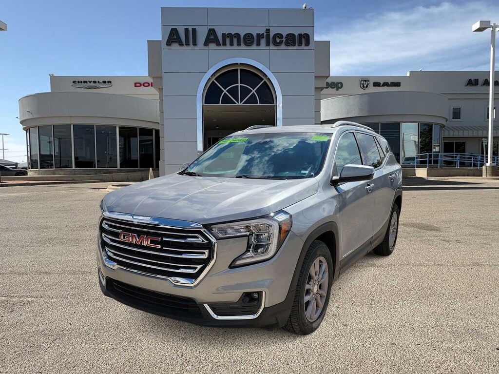 Used 2024 GMC Terrain SLT SUV