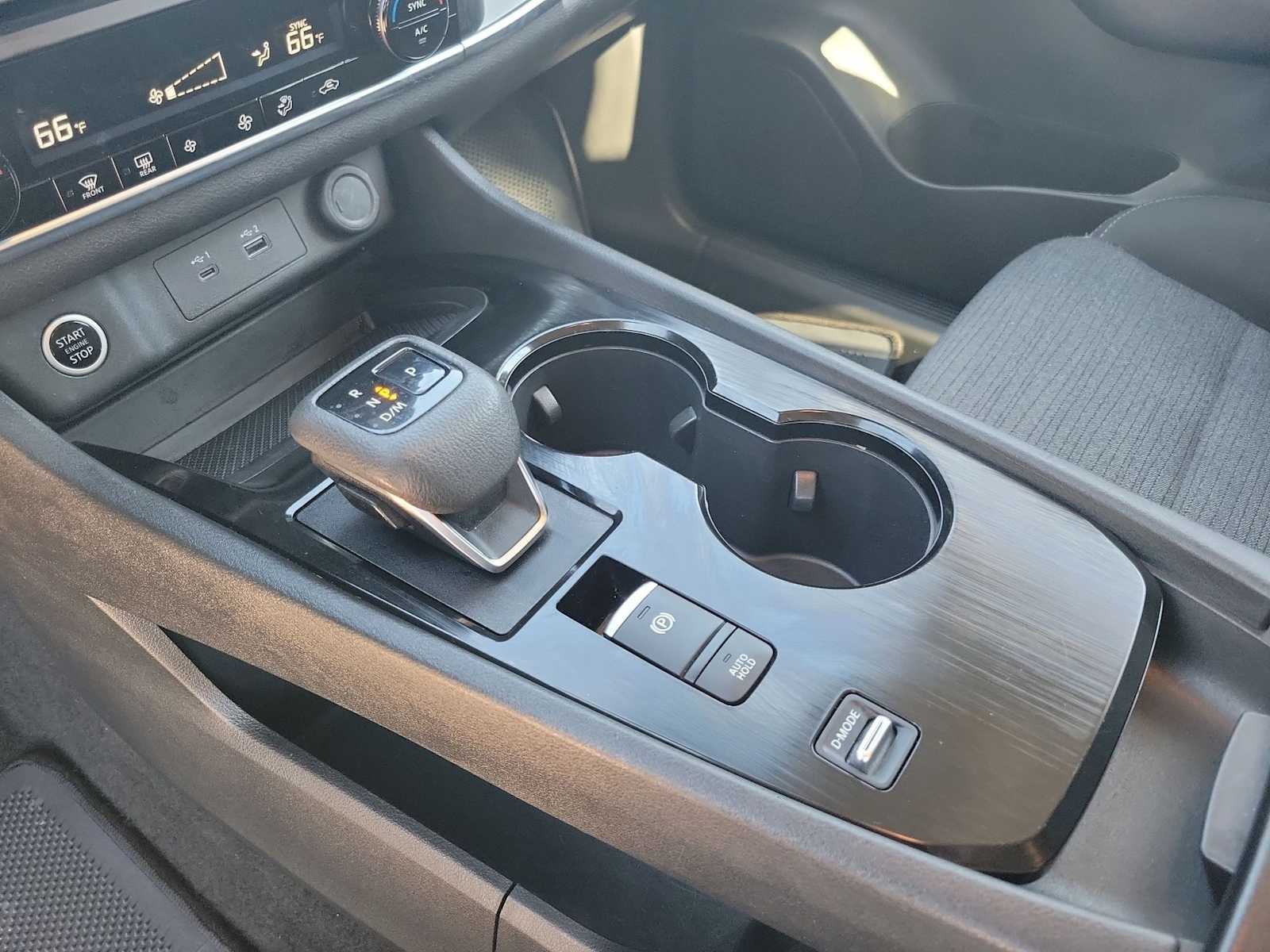 Thumbnail: 2023 Nissan Rogue - 21