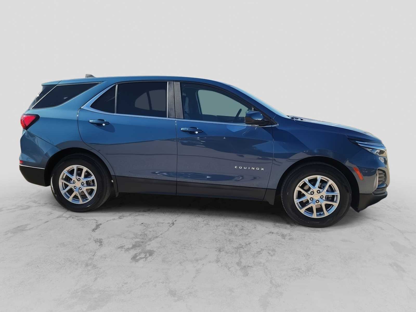 Thumbnail: 2024 Chevrolet Equinox - 9