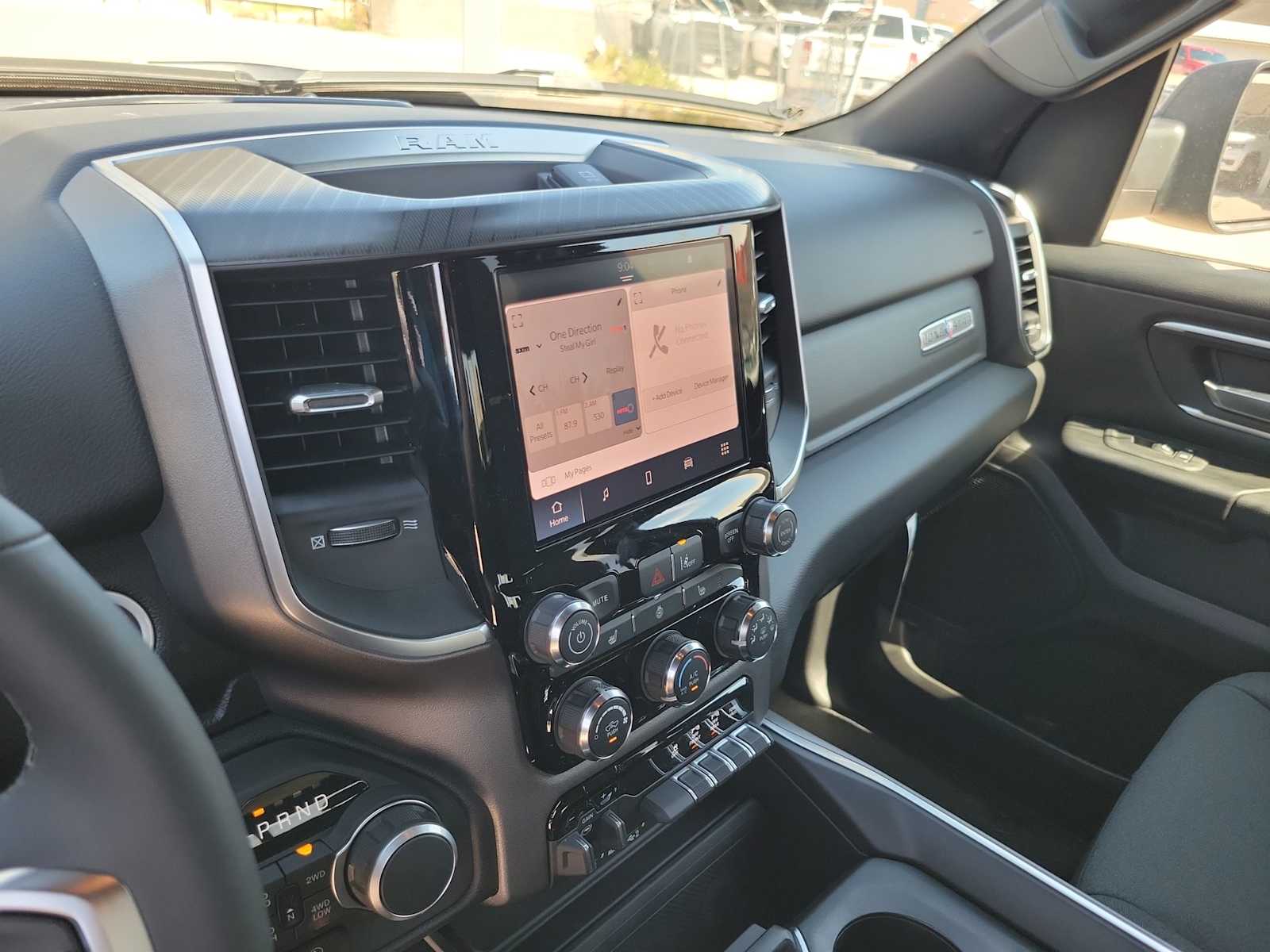 Thumbnail: 2025 RAM 1500 - 20