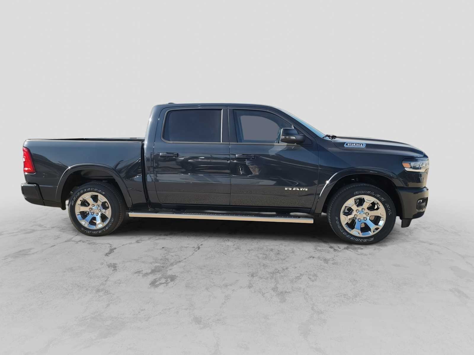 Thumbnail: 2026 RAM 1500 - 9
