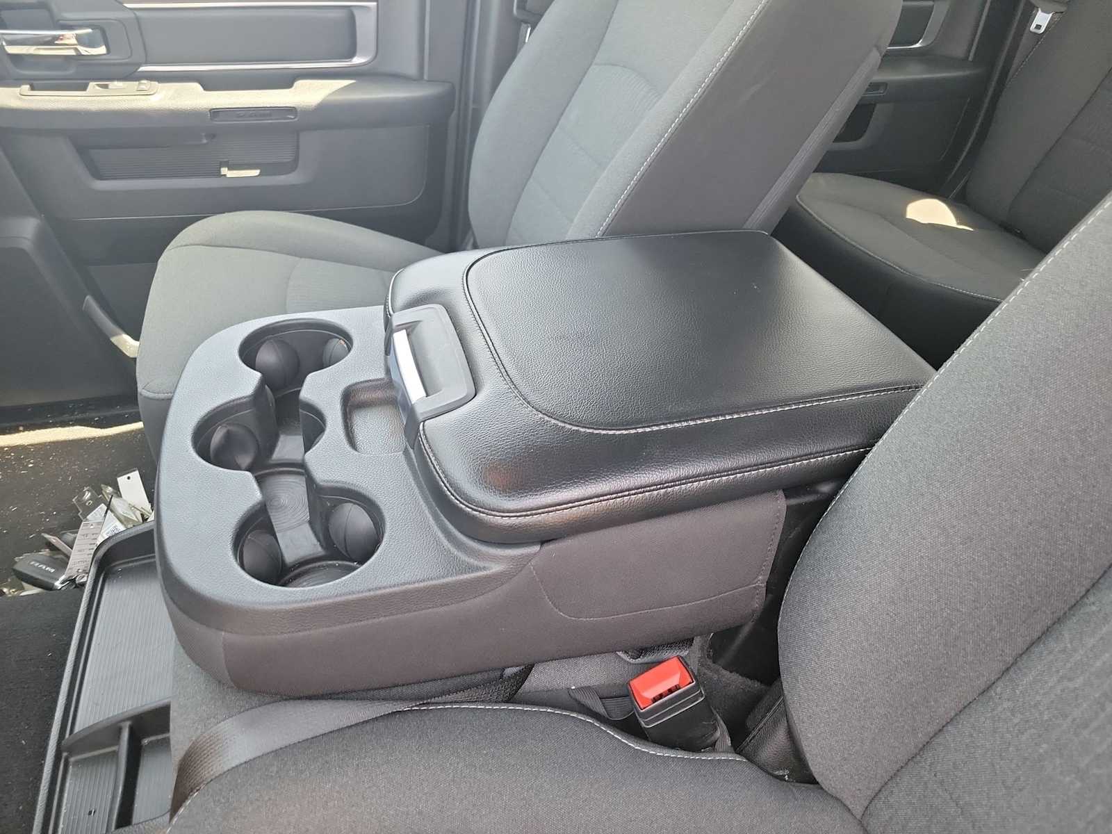 Thumbnail: 2024 RAM 1500 Classic - 20