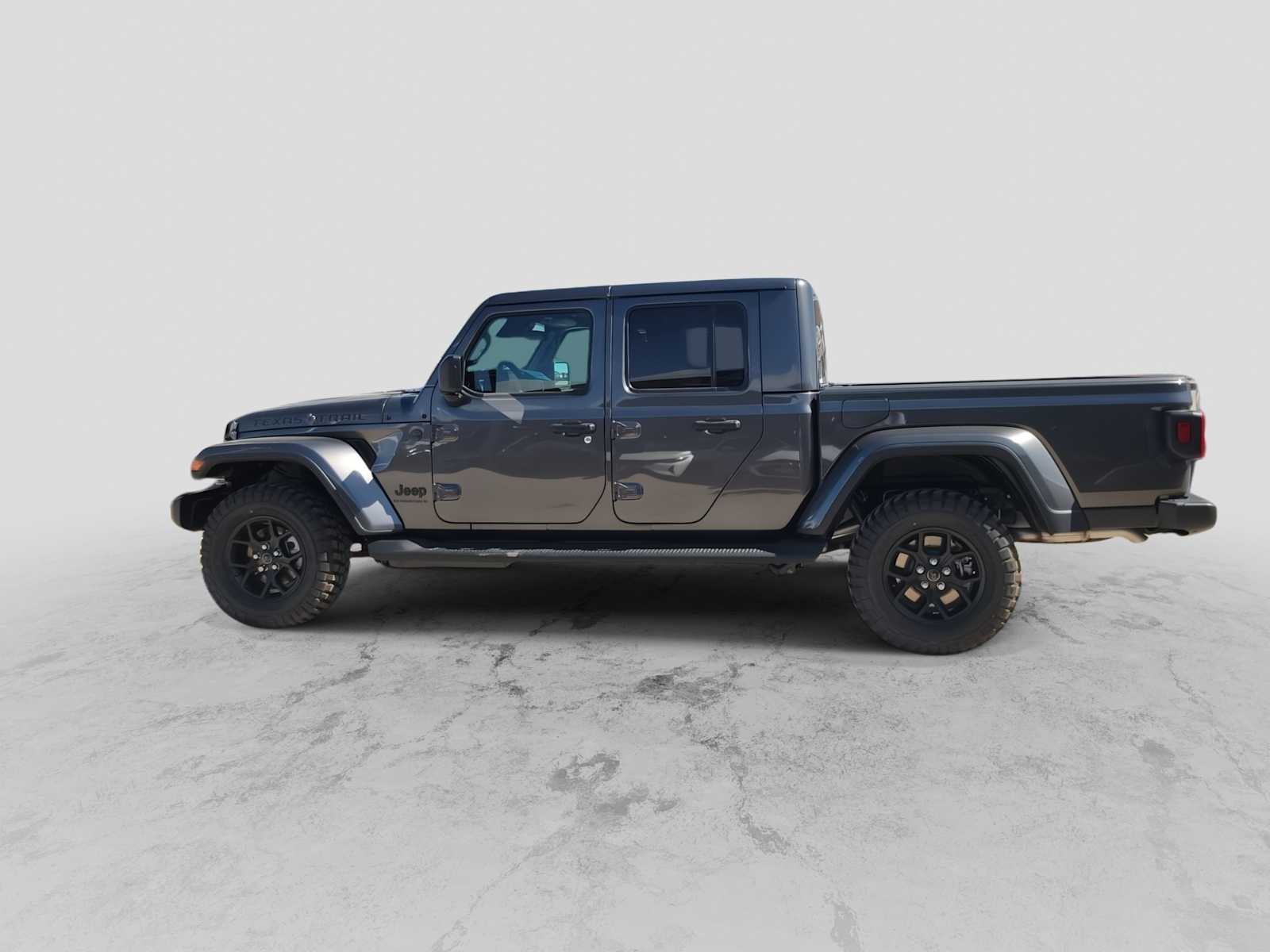 Thumbnail: 2026 Jeep Gladiator - 5