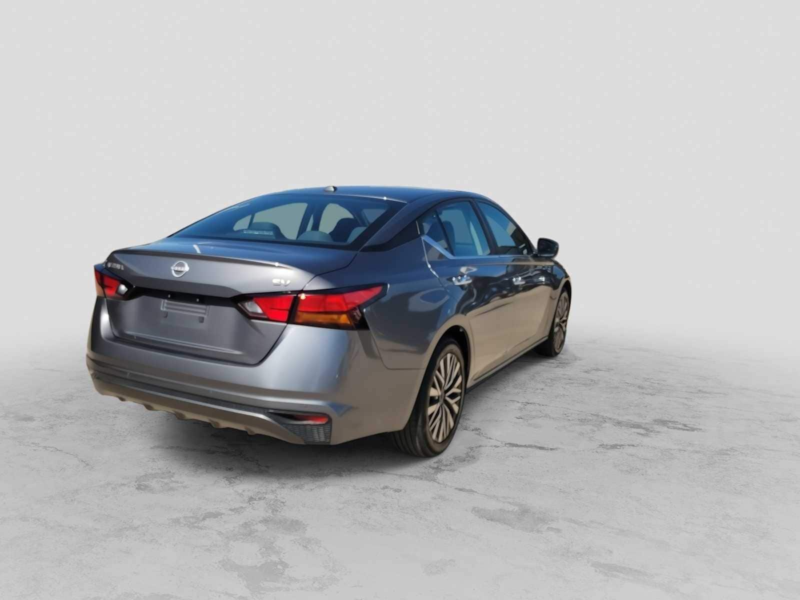 Thumbnail: 2024 Nissan Altima - 8