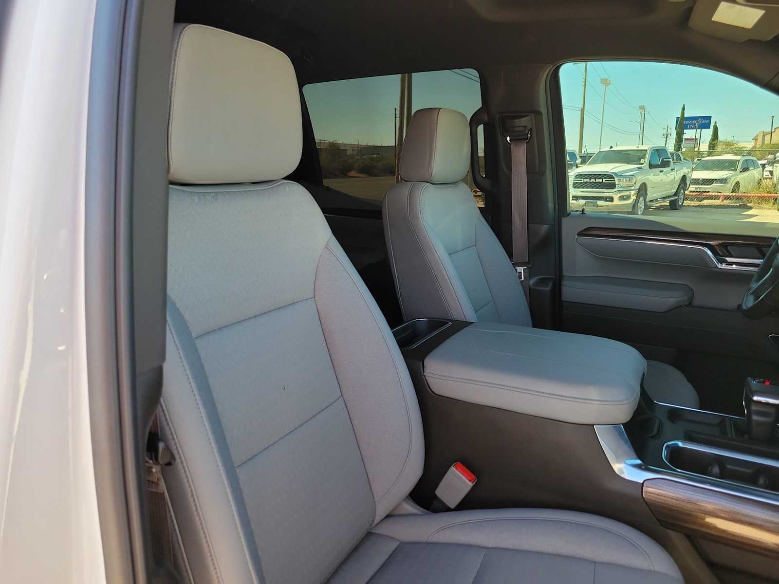 Thumbnail: 2024 Chevrolet Silverado 1500 - 14