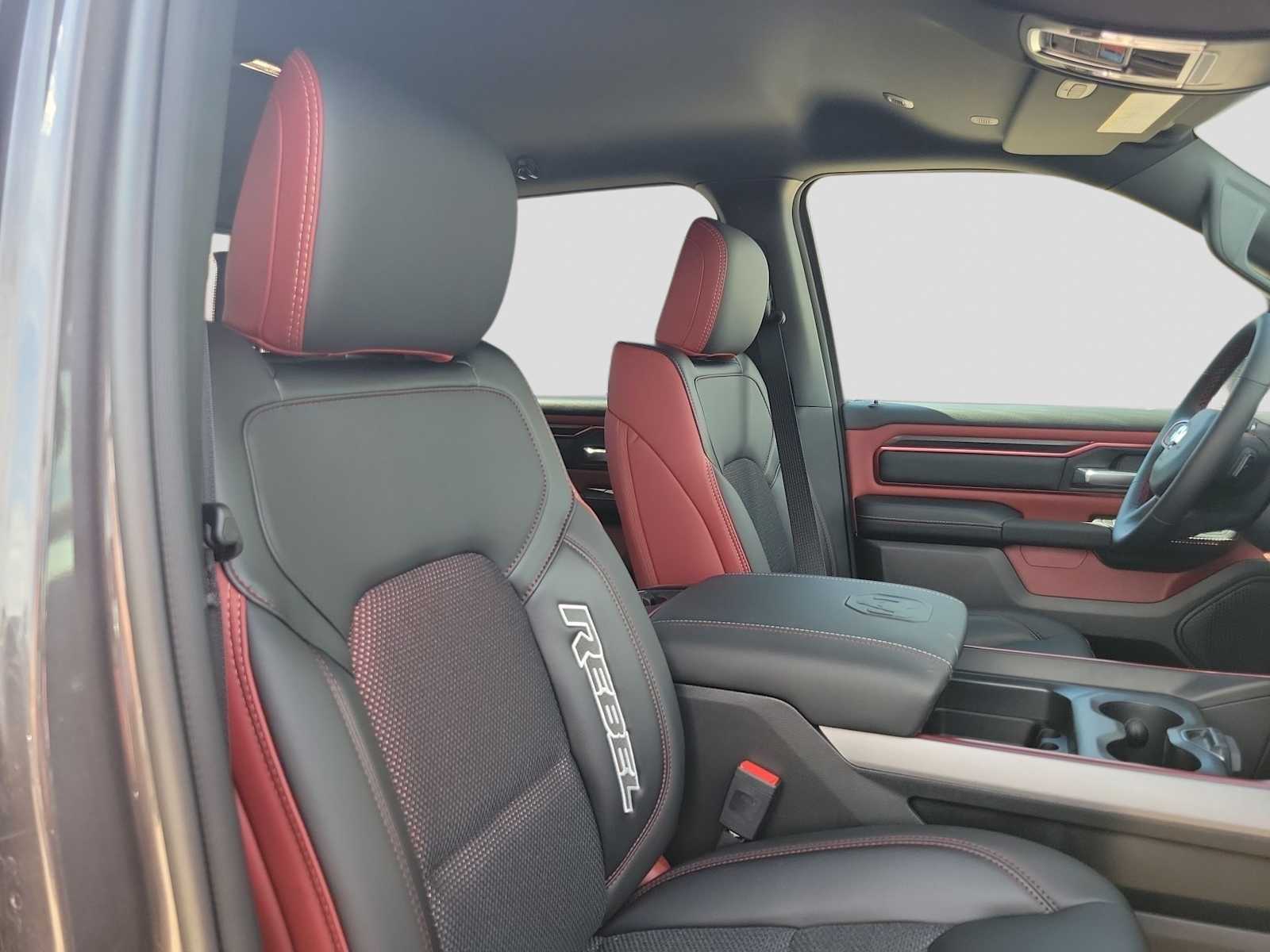 Thumbnail: 2026 RAM 1500 - 18