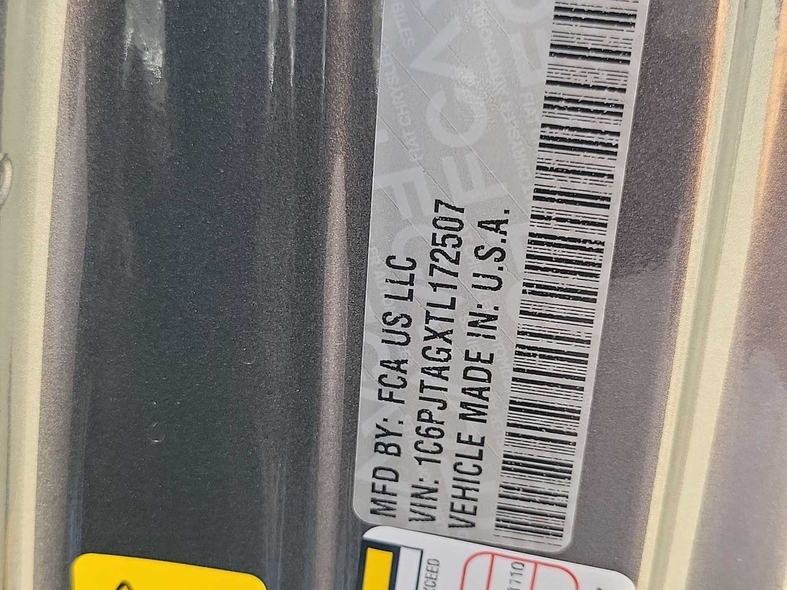 Thumbnail: 2026 Jeep Gladiator - 17