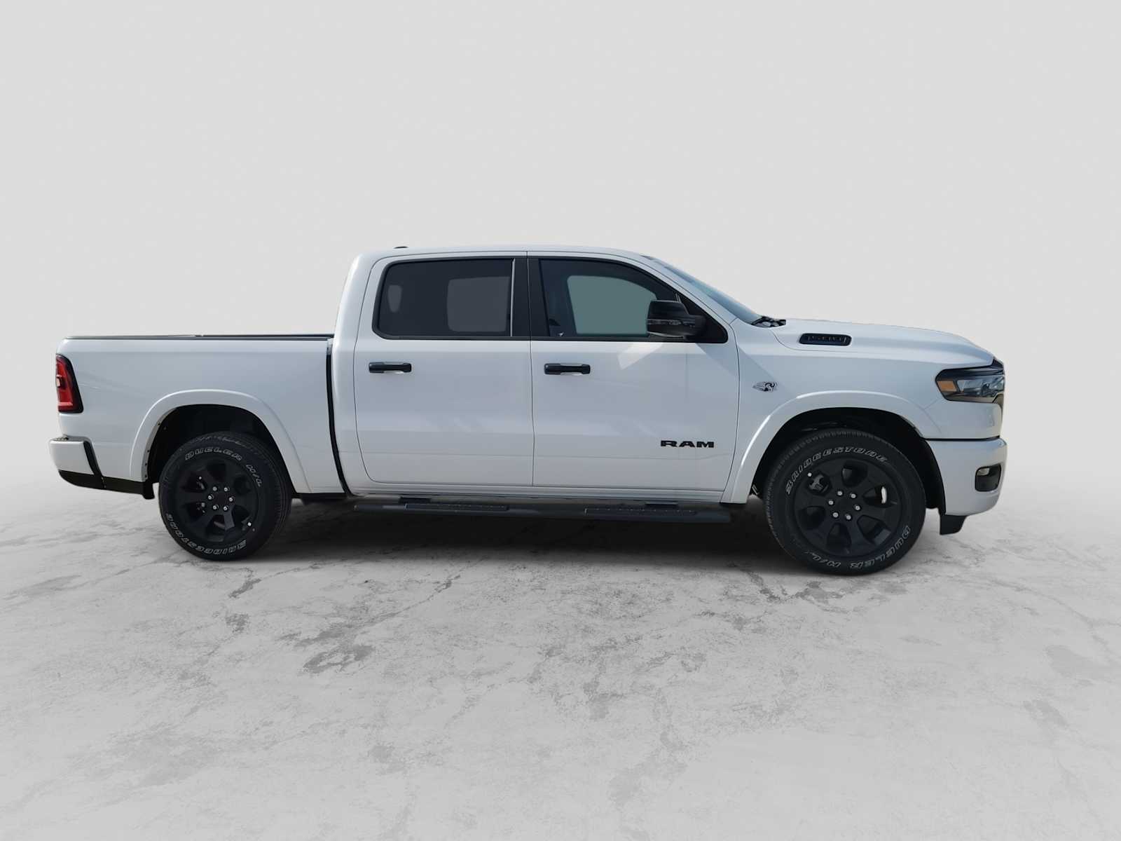 Thumbnail: 2026 RAM 1500 - 9