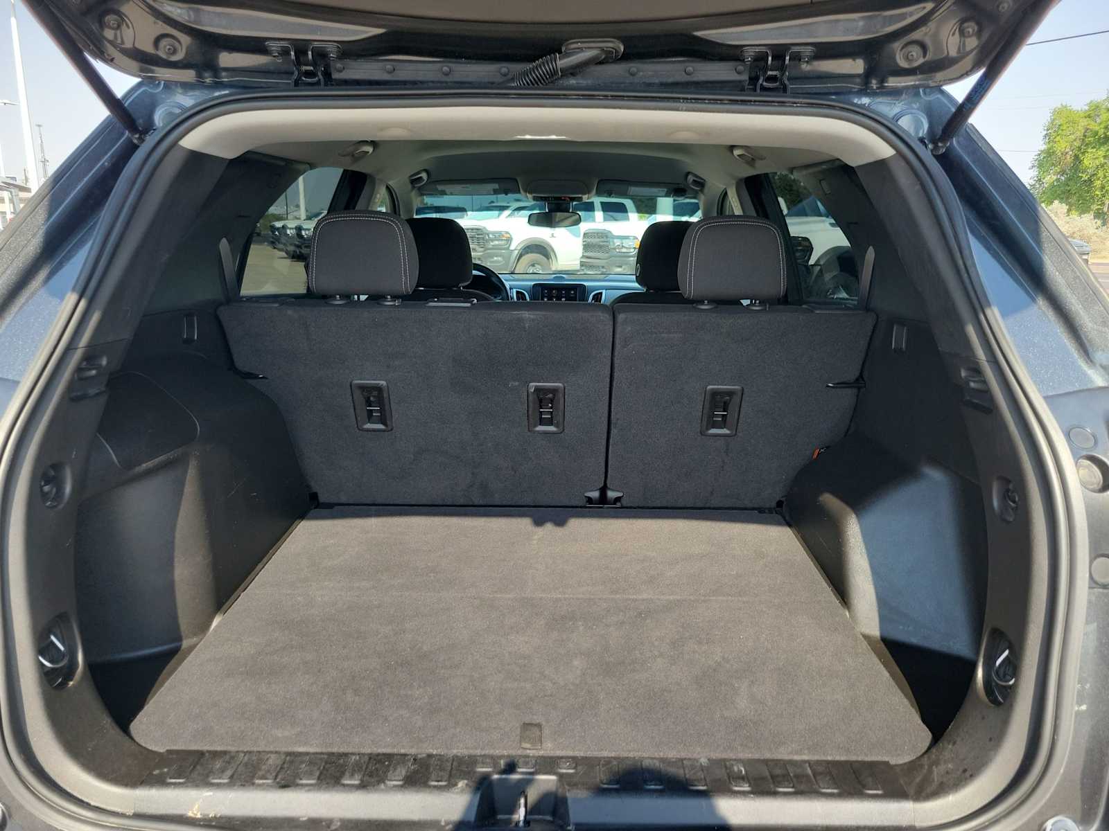 2021 Chevrolet Equinox LS 19