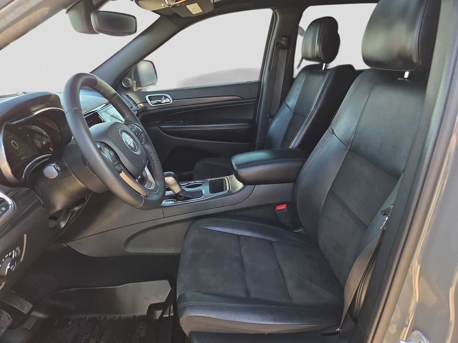 Thumbnail: 2019 Jeep Grand Cherokee - 9