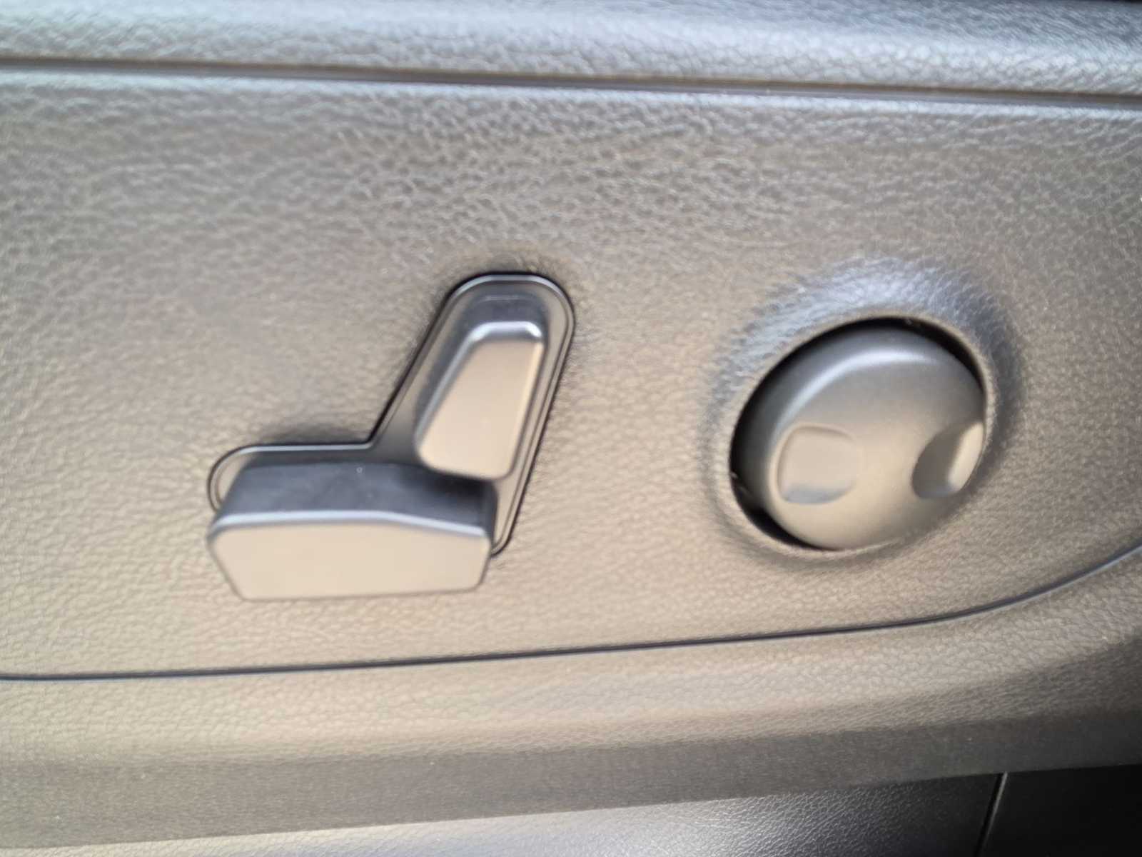 Thumbnail: 2026 RAM 1500 - 22