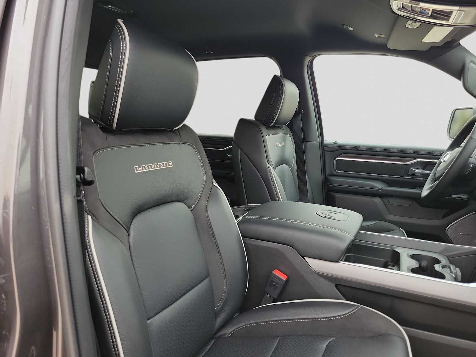 Thumbnail: 2026 RAM 1500 - 18