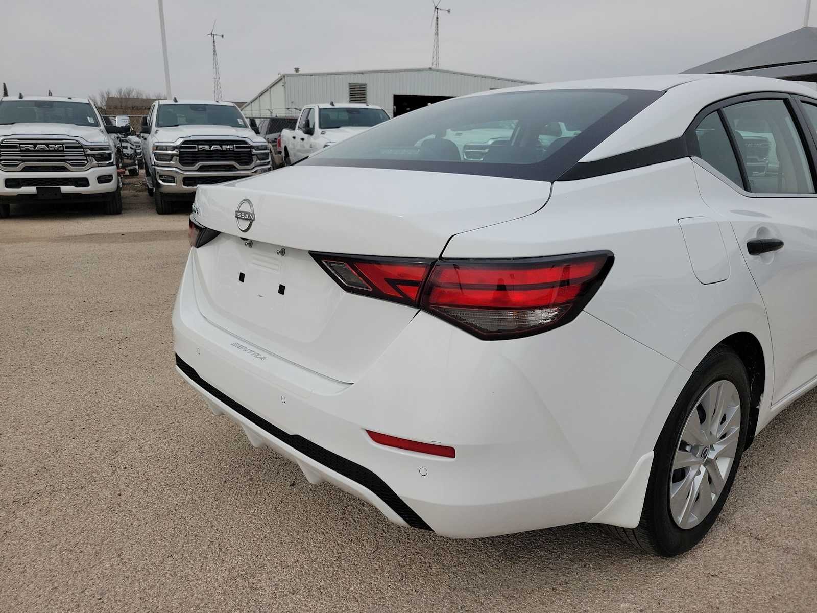 Thumbnail: 2024 Nissan Sentra - 15