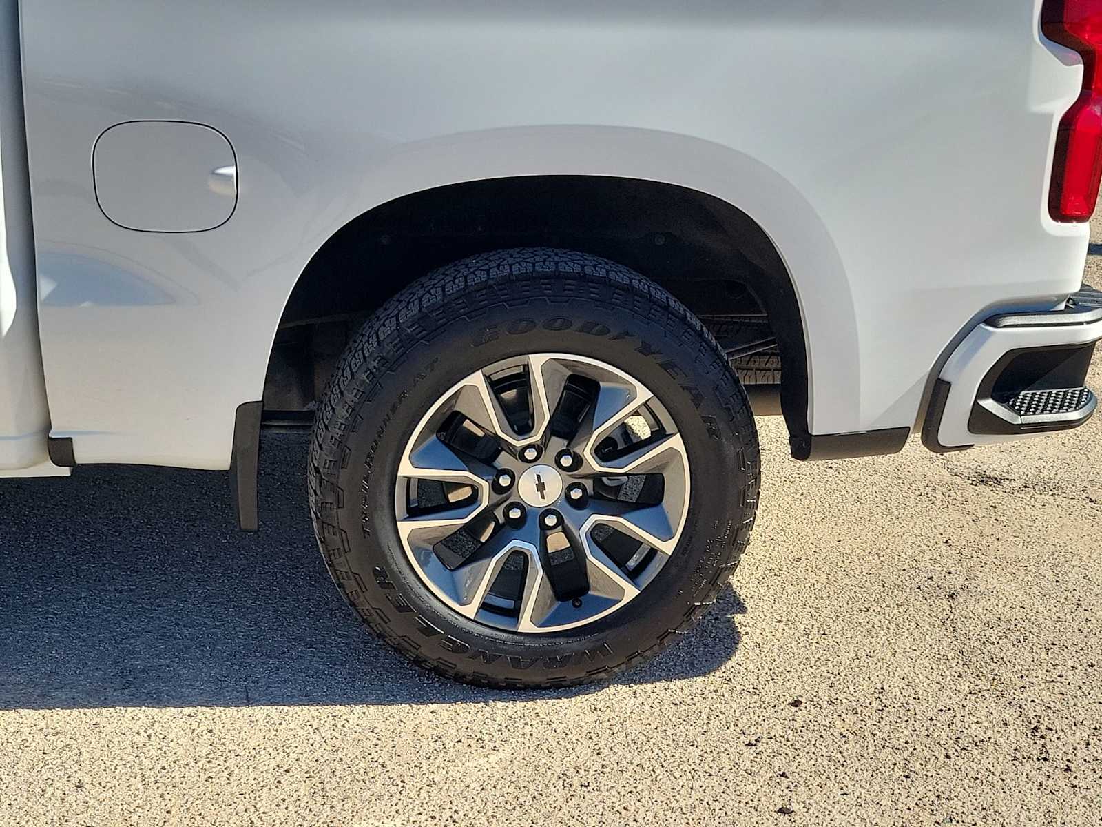 Thumbnail: 2024 Chevrolet Silverado 1500 - 8