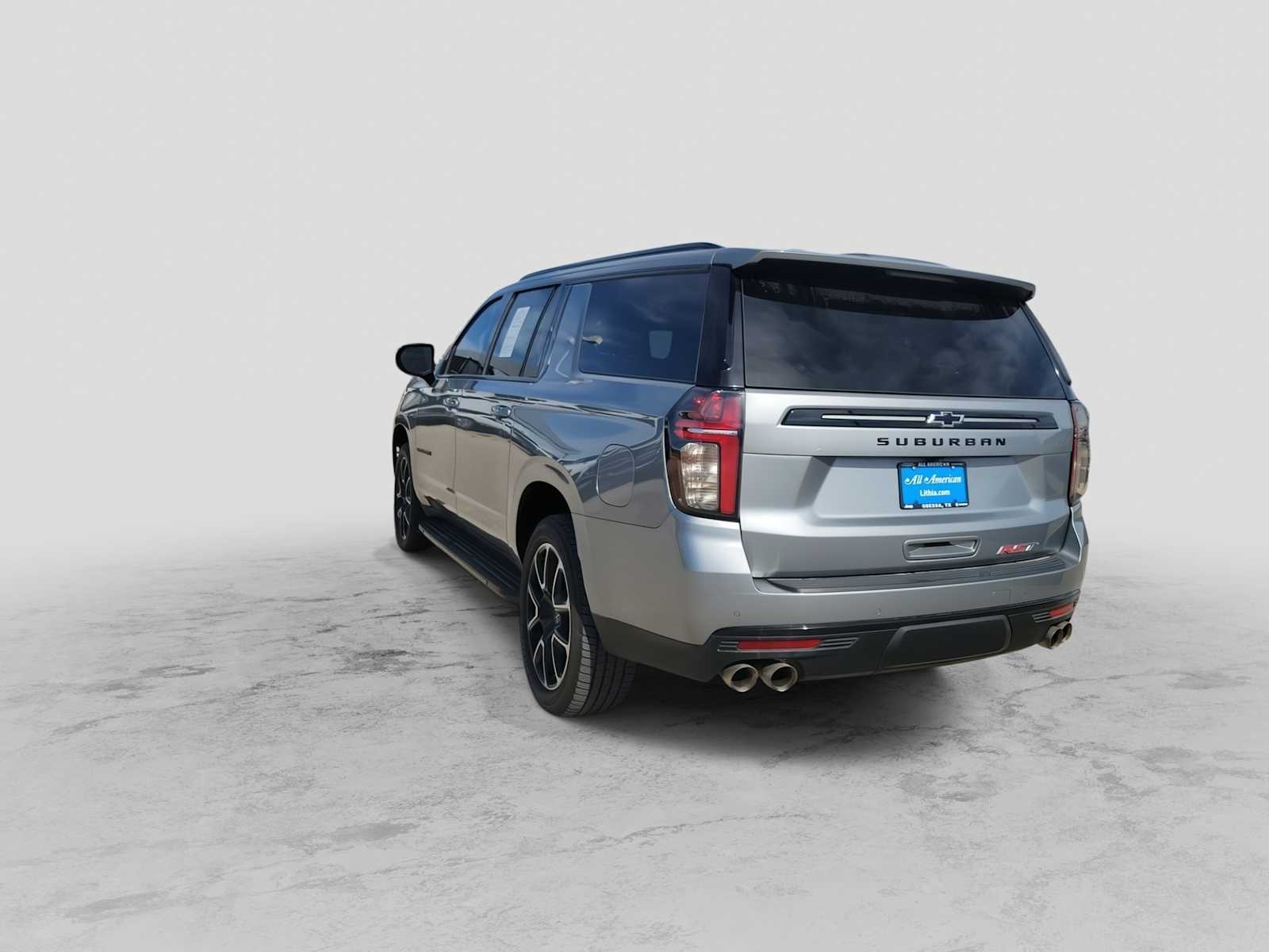 Thumbnail: 2023 Chevrolet Suburban - 6