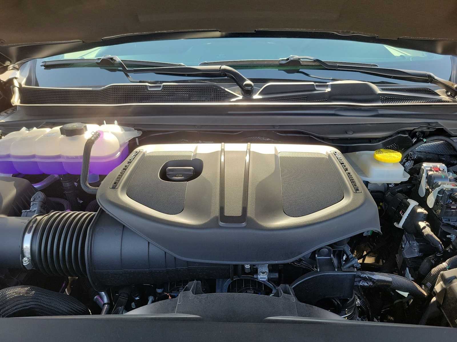 Thumbnail: 2026 RAM 1500 - 13