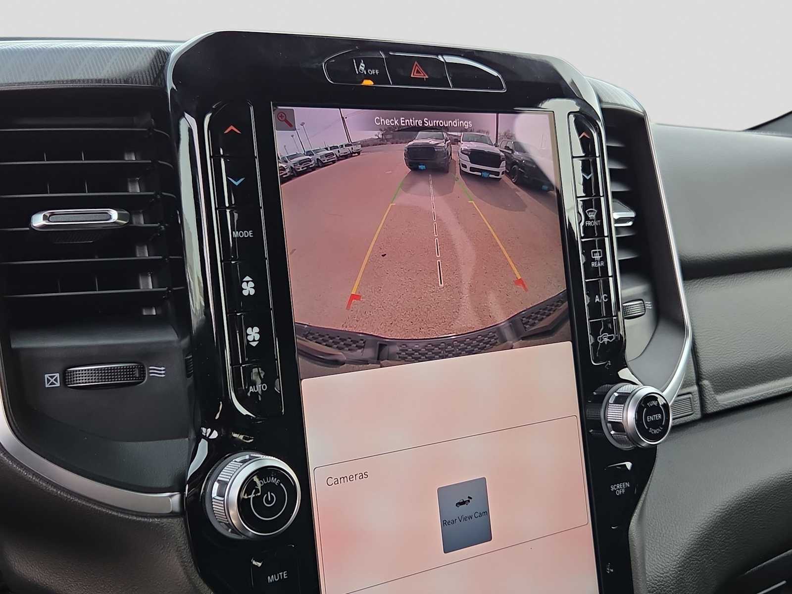 Thumbnail: 2026 RAM 1500 - 28