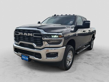 2026 Ram 2500 TRADESMAN CREW CAB 4X4 6'4 BOX Pickup