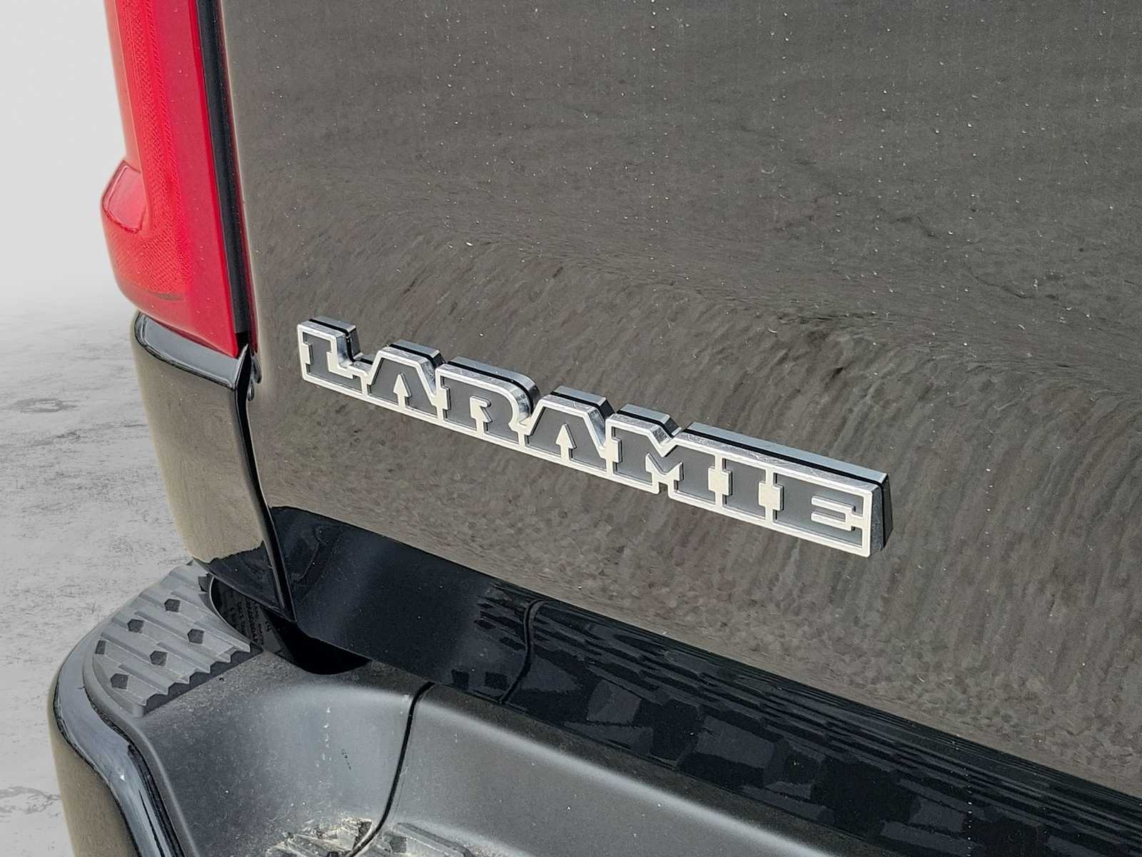 2026 RAM 1500 Laramie - Photo 15