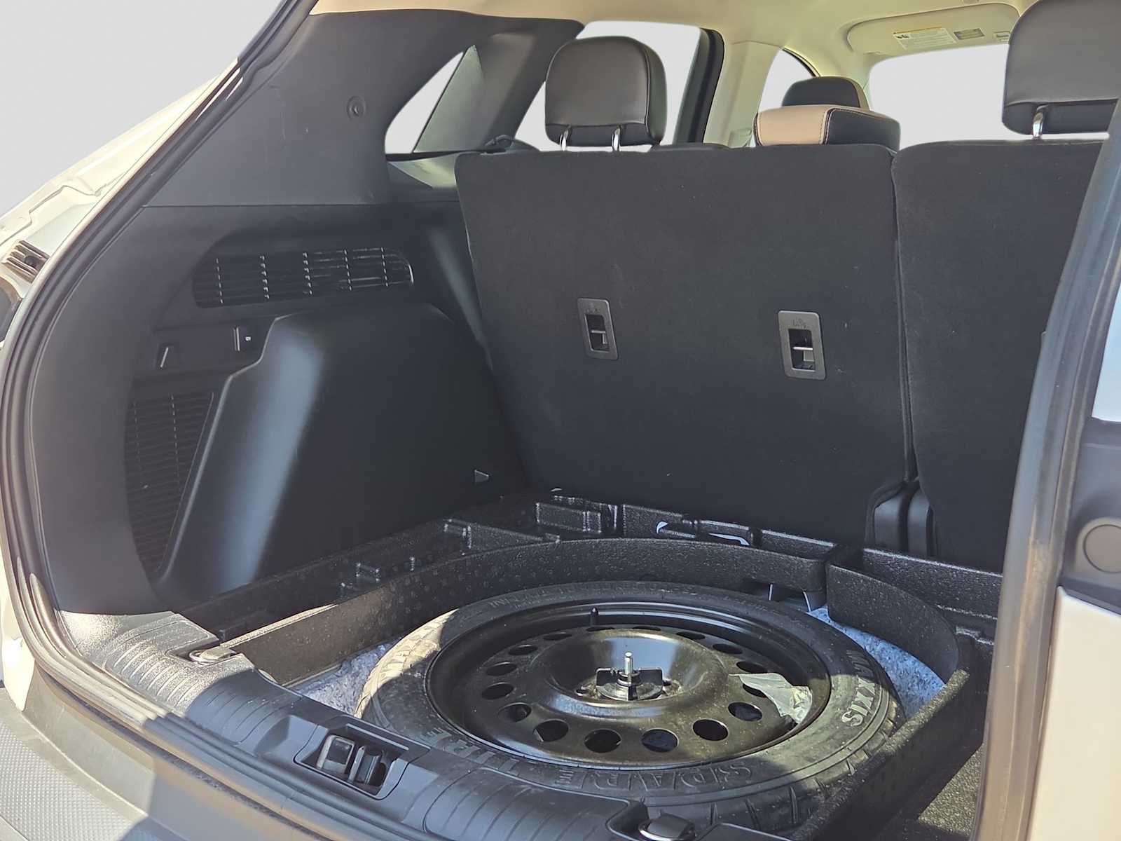 2022 Ford Escape SEL - Photo 23