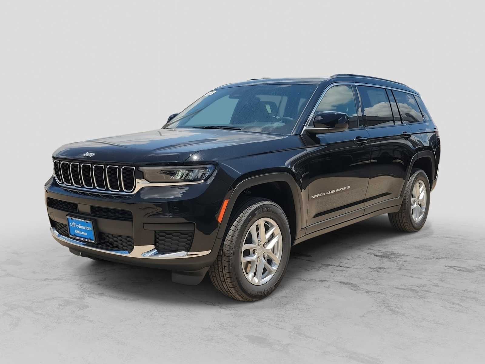 New 2026 Jeep Grand Cherokee L LAREDO X 4X4