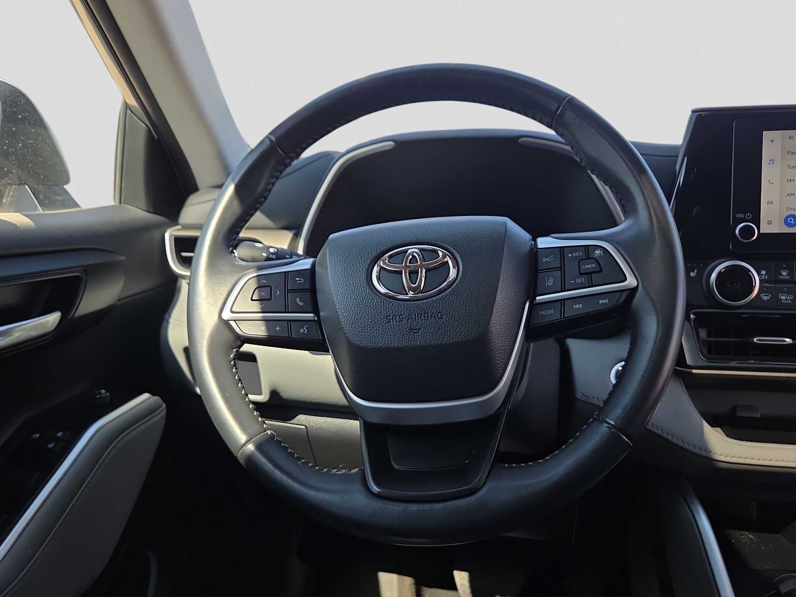 2023 Toyota Highlander XLE - Photo 19