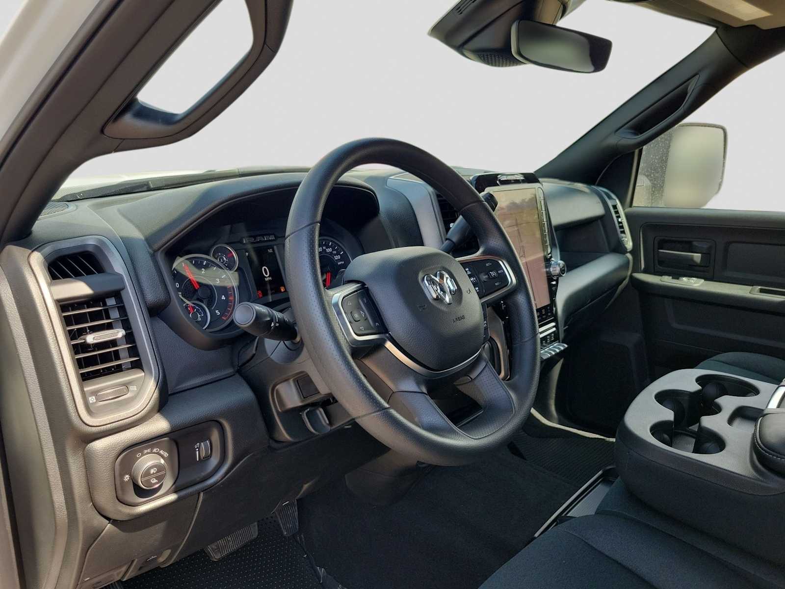 2026 RAM 2500 Tradesman - Photo 10