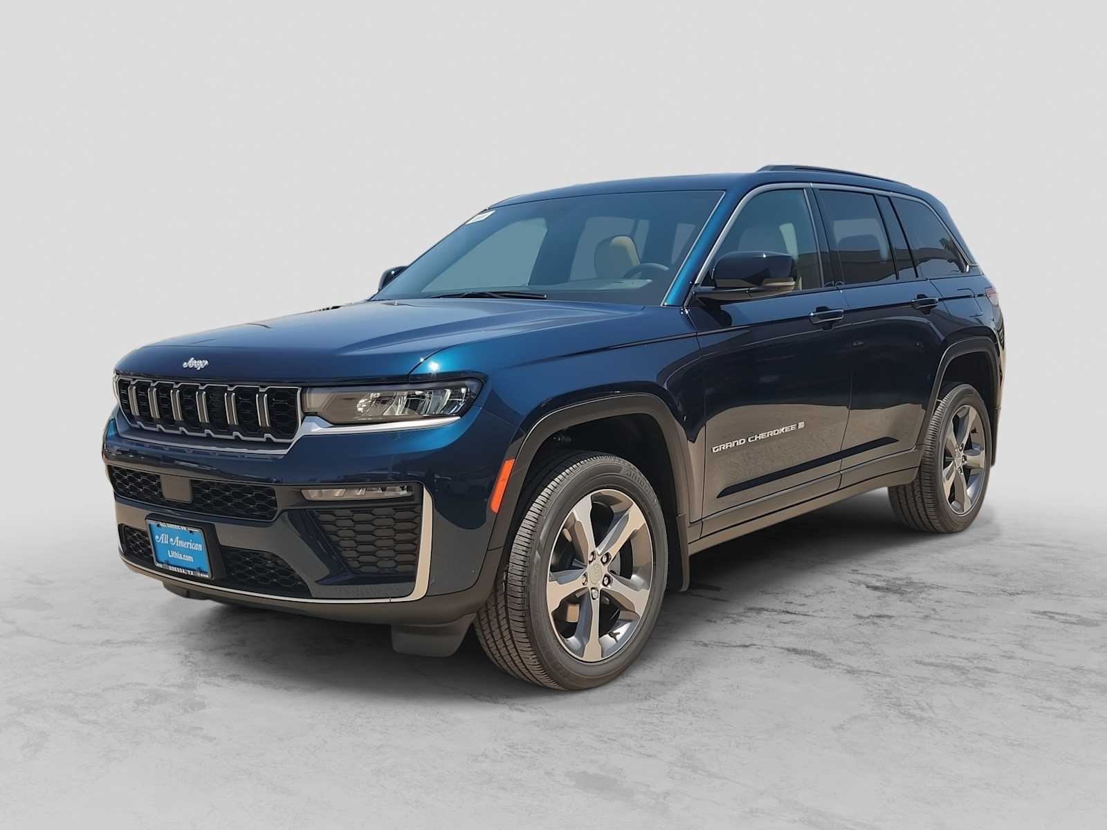New 2026 Jeep Grand Cherokee LIMITED 4X4