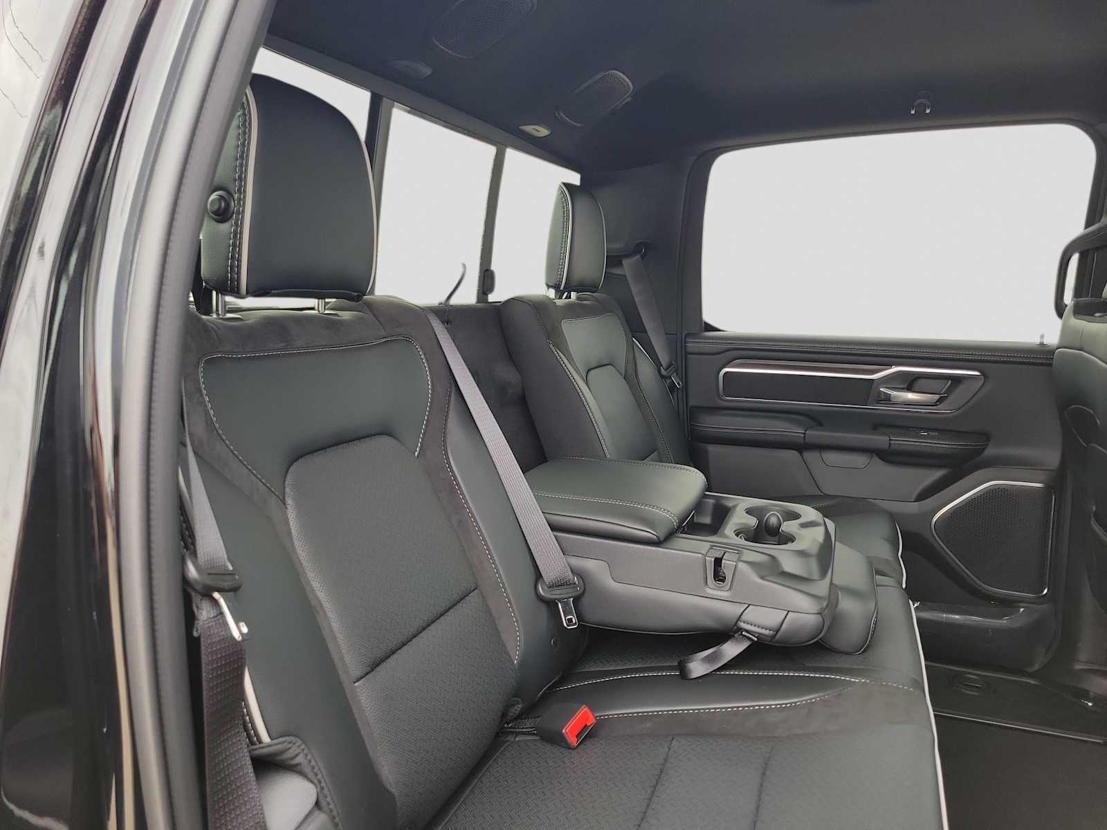 2026 RAM 1500 Laramie - Photo 21