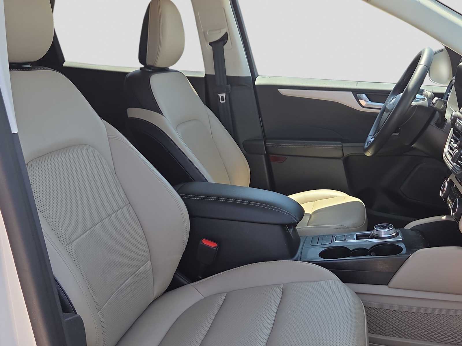 2022 Ford Escape SEL - Photo 18