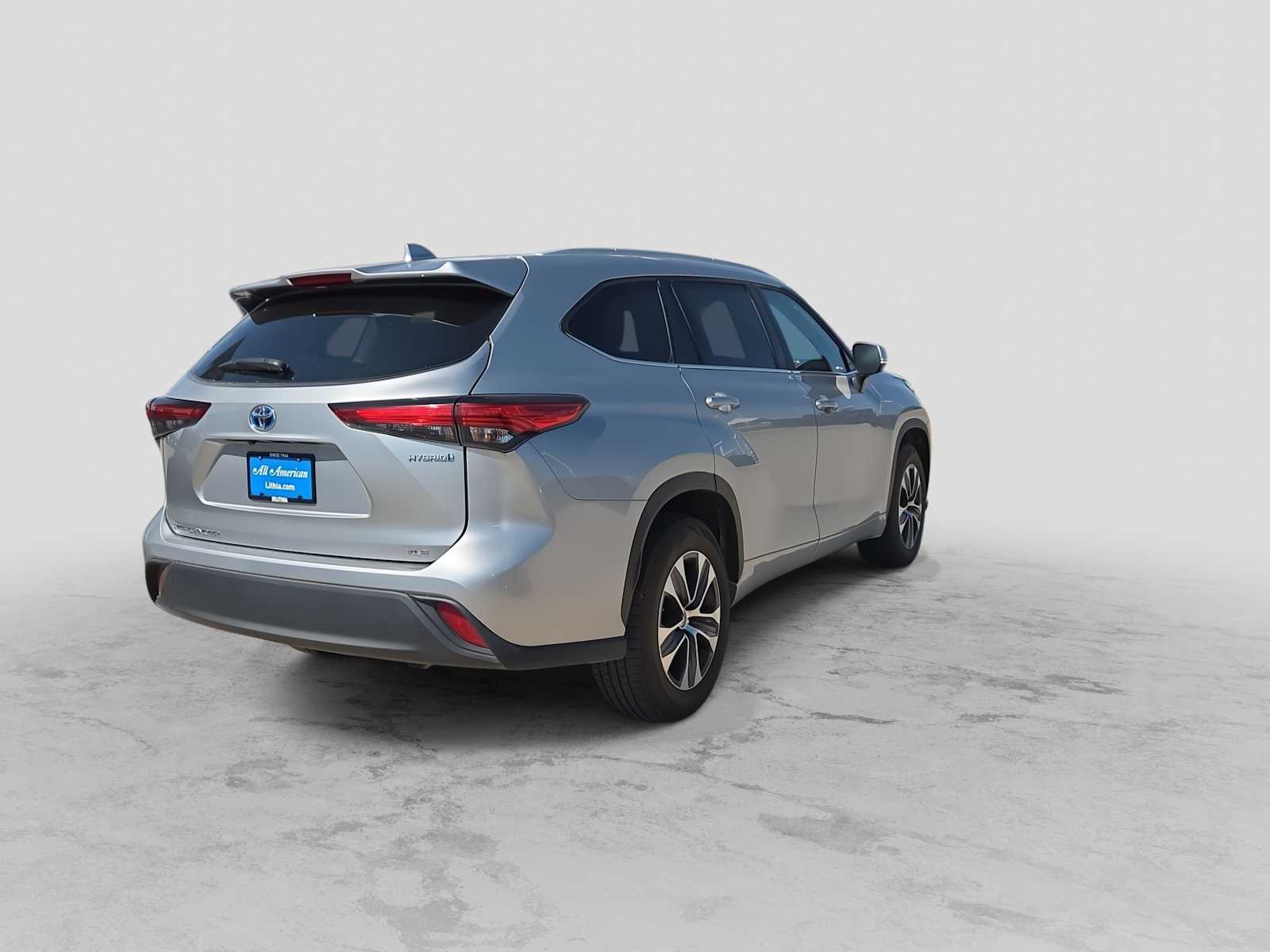 2023 Toyota Highlander XLE - Photo 8