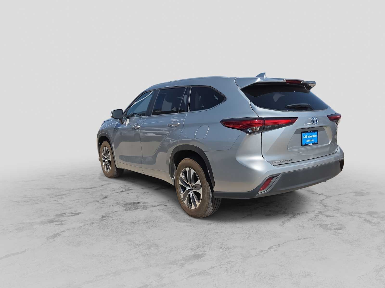 2023 Toyota Highlander XLE - Photo 6