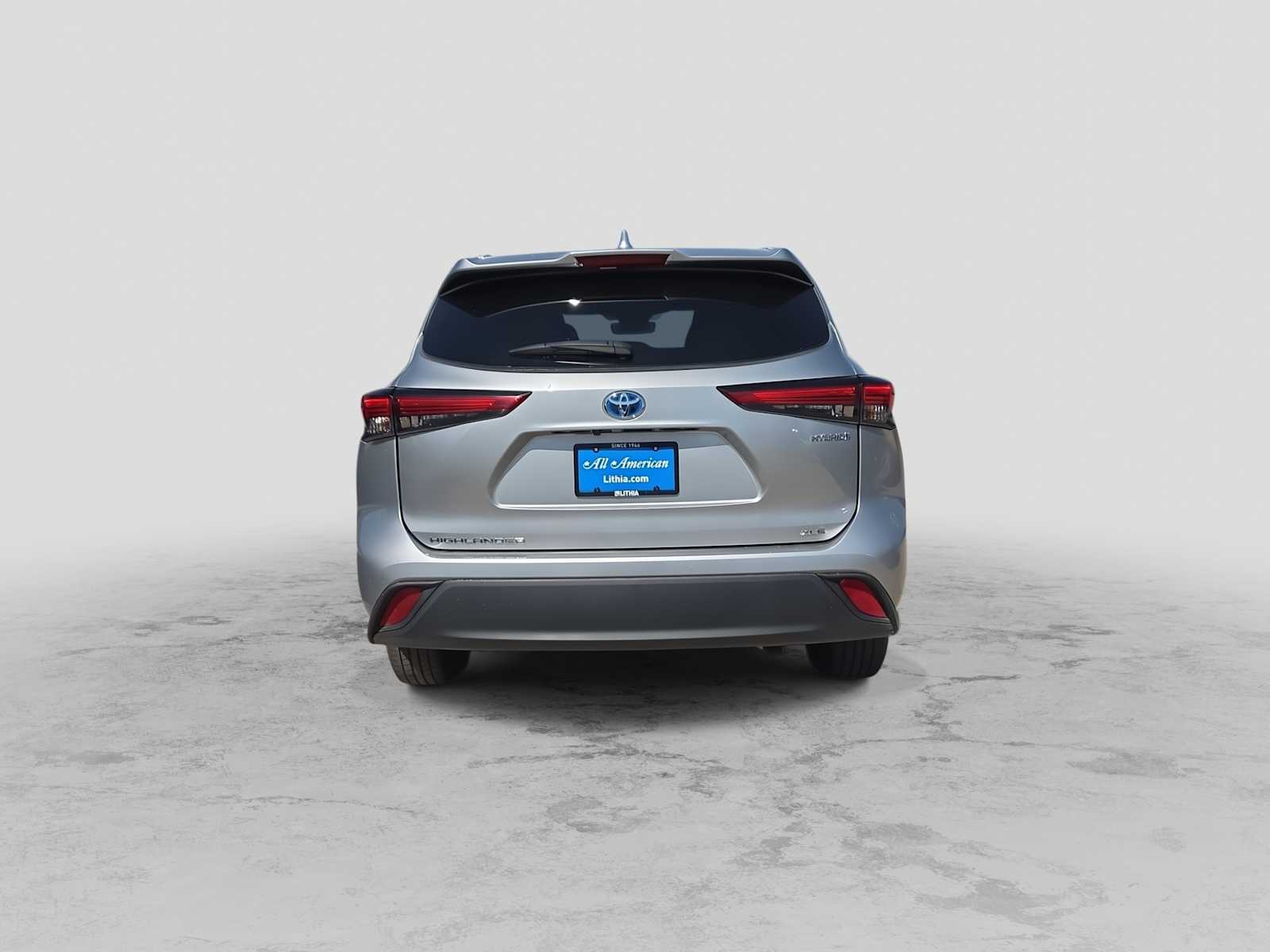 2023 Toyota Highlander XLE - Photo 7