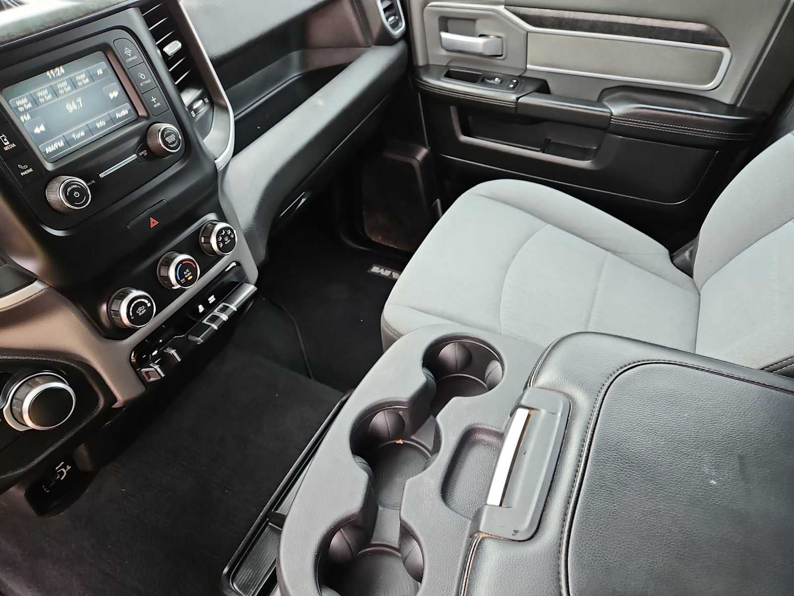 2019 RAM 2500 Big Horn 24