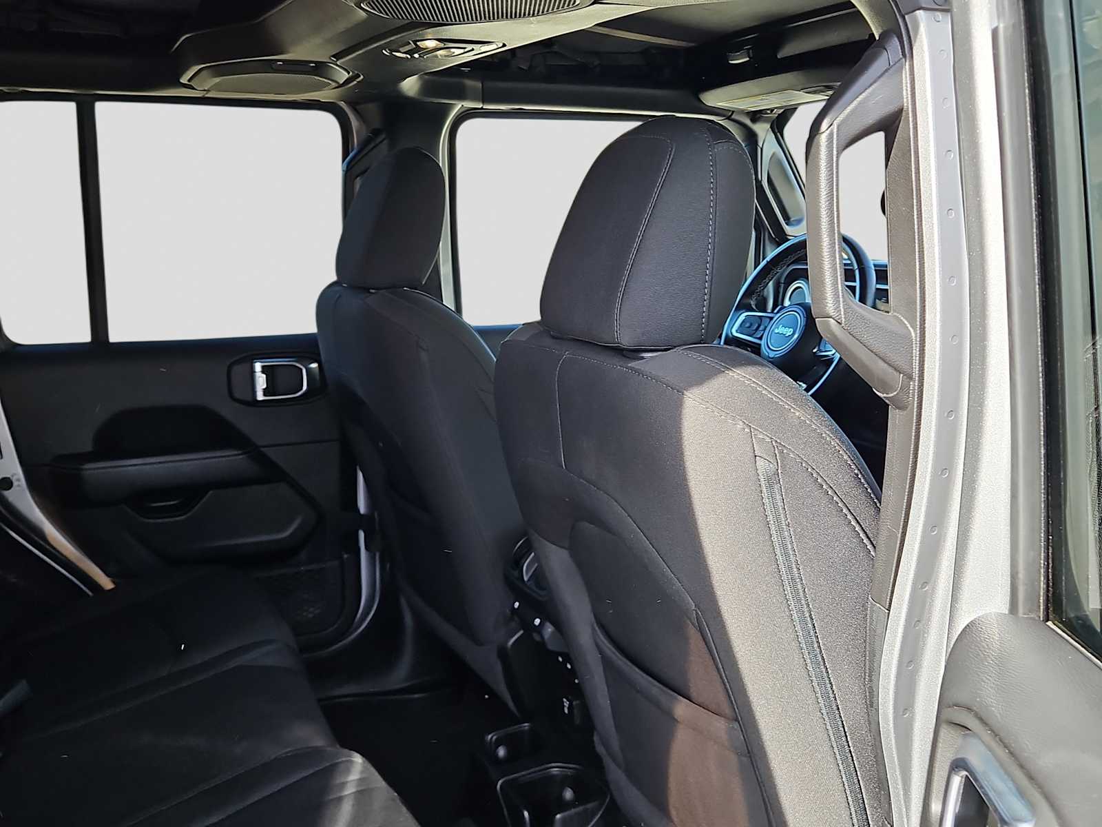 Thumbnail: 2021 Jeep Wrangler - 17