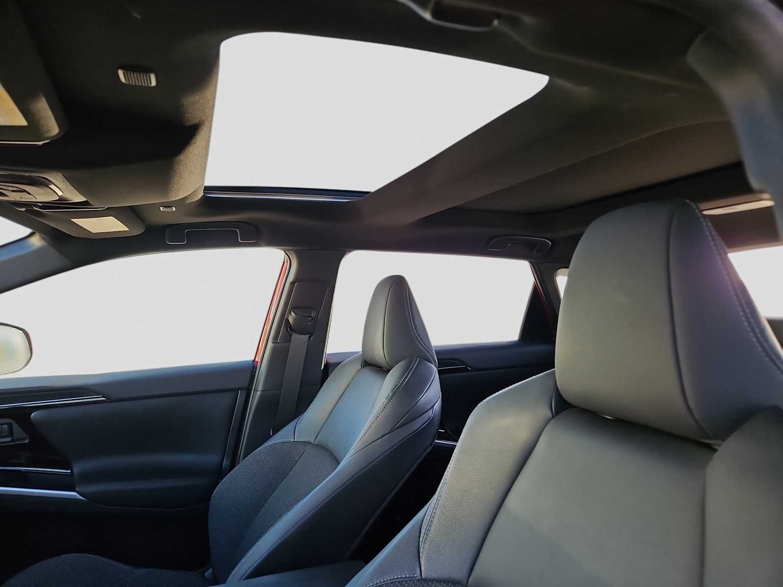 Thumbnail: 2024 Toyota bZ4X - 18